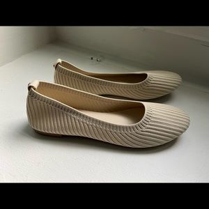 Danskin Cream Flats 42 European - 10 US